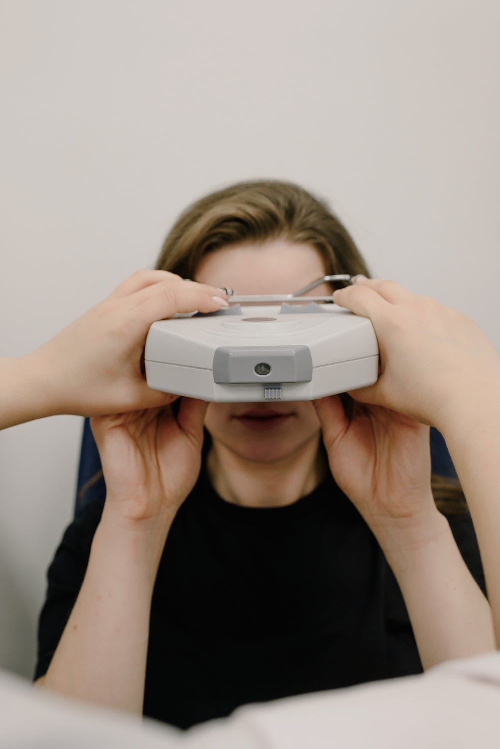 眼皮跳的医学解释与应对策略