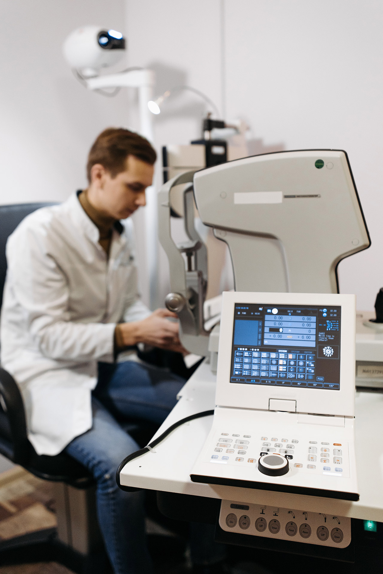 眼睛酸胀怎么办？5个实用妙招快速缓解，很多人还不知道！