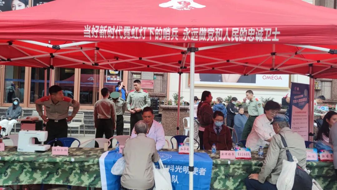 上海和平眼科|新时代霓虹灯下的“光明守护者”