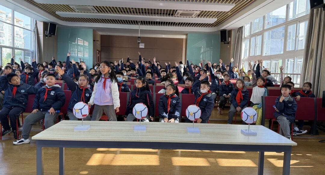 南京华厦眼科医院“近防365守护计划”公益宣讲团