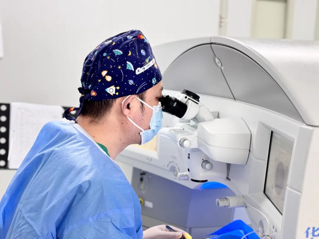 近视手术中